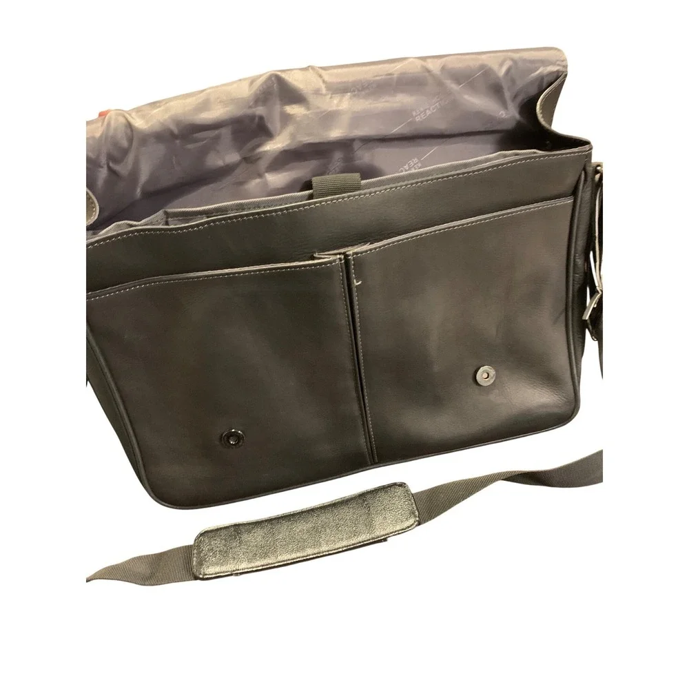 Kenneth Cole Reaction Black Leather Messenger Bag Laptop Briefcase Crossbody